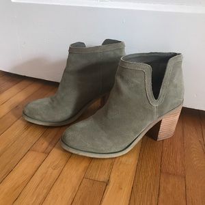 Urban Outfitters Faux-Suede Ankle Booties!!!